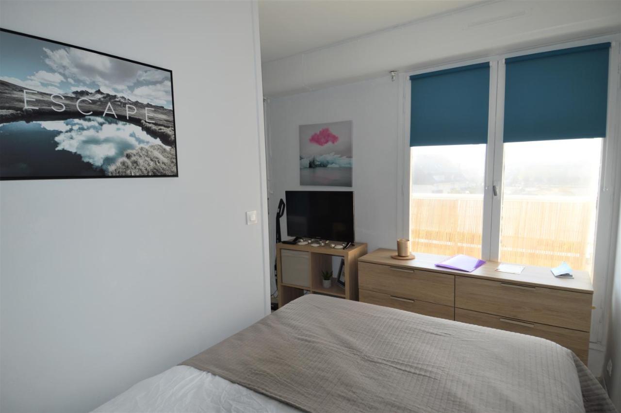 Studio Avec Chambre - Balcon Et A 20M De La Mer Apartman Courseulles-sur-Mer Kültér fotó
