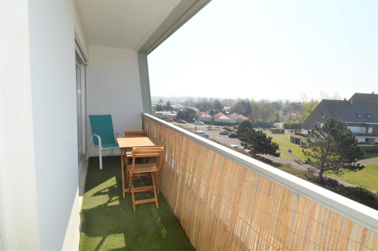 Studio Avec Chambre - Balcon Et A 20M De La Mer Apartman Courseulles-sur-Mer Kültér fotó
